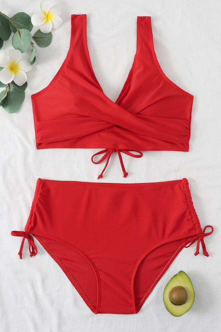 Women's Elegant Beach Bikini - Chic & Flattering Swimwear for Summer