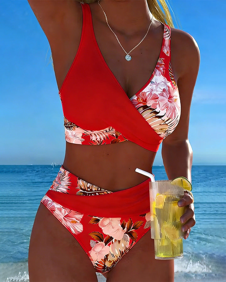Women's Floral Print Bikini Set - Delicate Feminine Charm