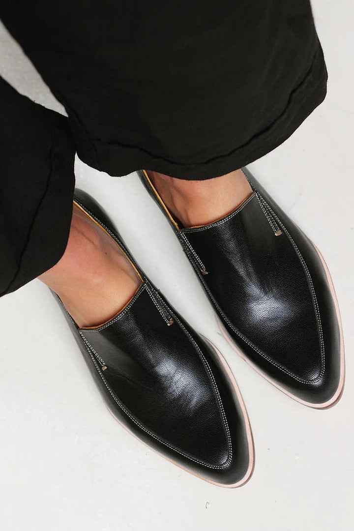 Women's Elegant Minimalist Loafers - Versatile Day to Night
