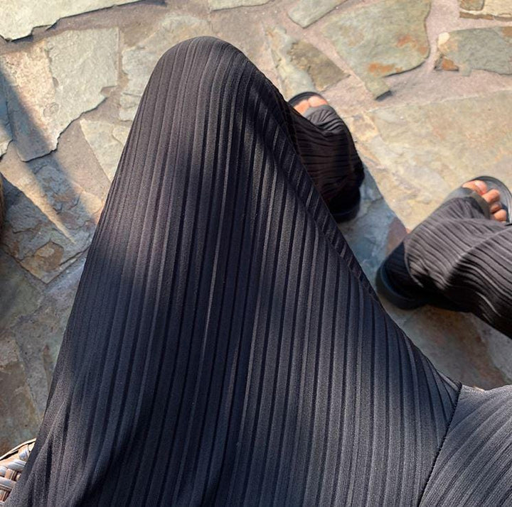 Men's Ice Silk Pleated Trousers – Lightweight Smart Summer Wear – view 5