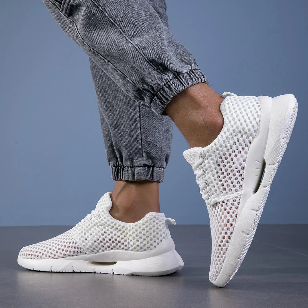 Men's Mesh Trainers – Lightweight Breathable Everyday Sneakers – view 3