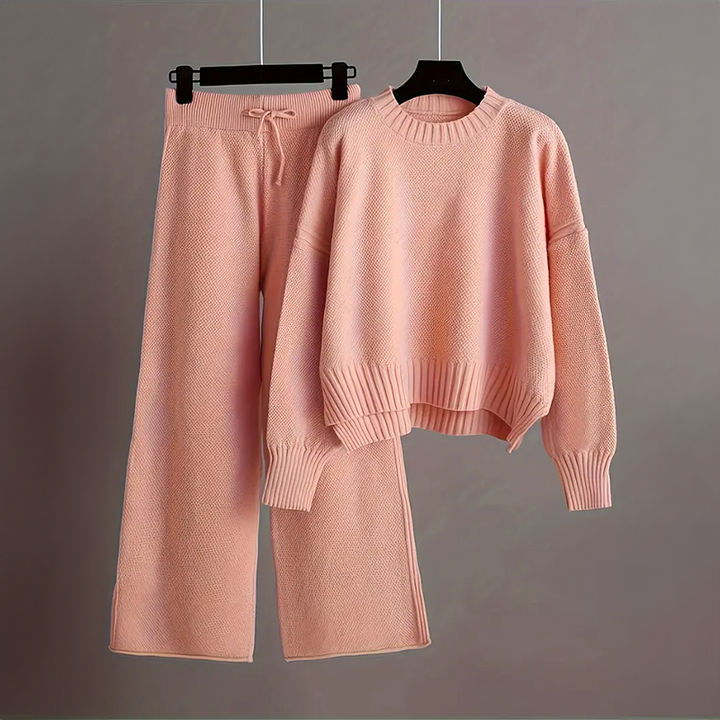 Women's Soft Knit Loungewear Set – Relaxed Jumper & Wide-Leg Trousers – Pink