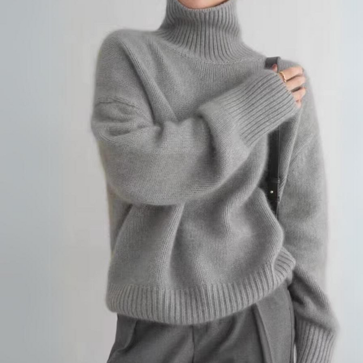 Women's Cashmere Roll Neck Jumper – Oversized Chunky Knit – view 8