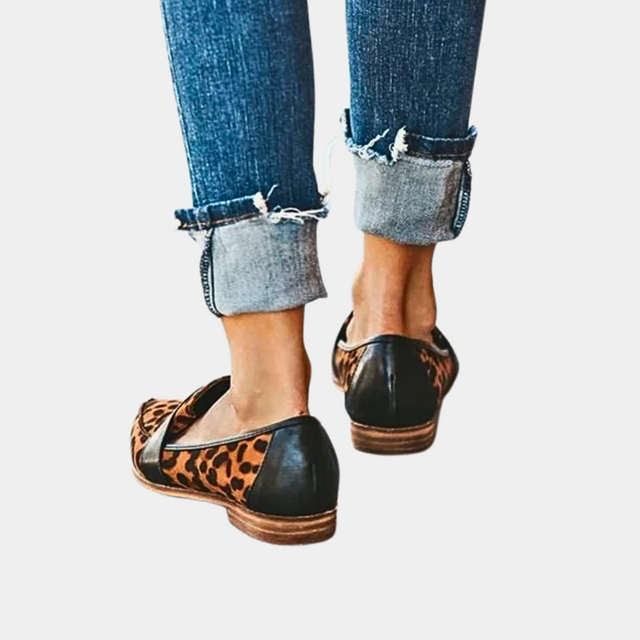 Women's Elegant Pointed Loafers - Effortless Everyday Wear