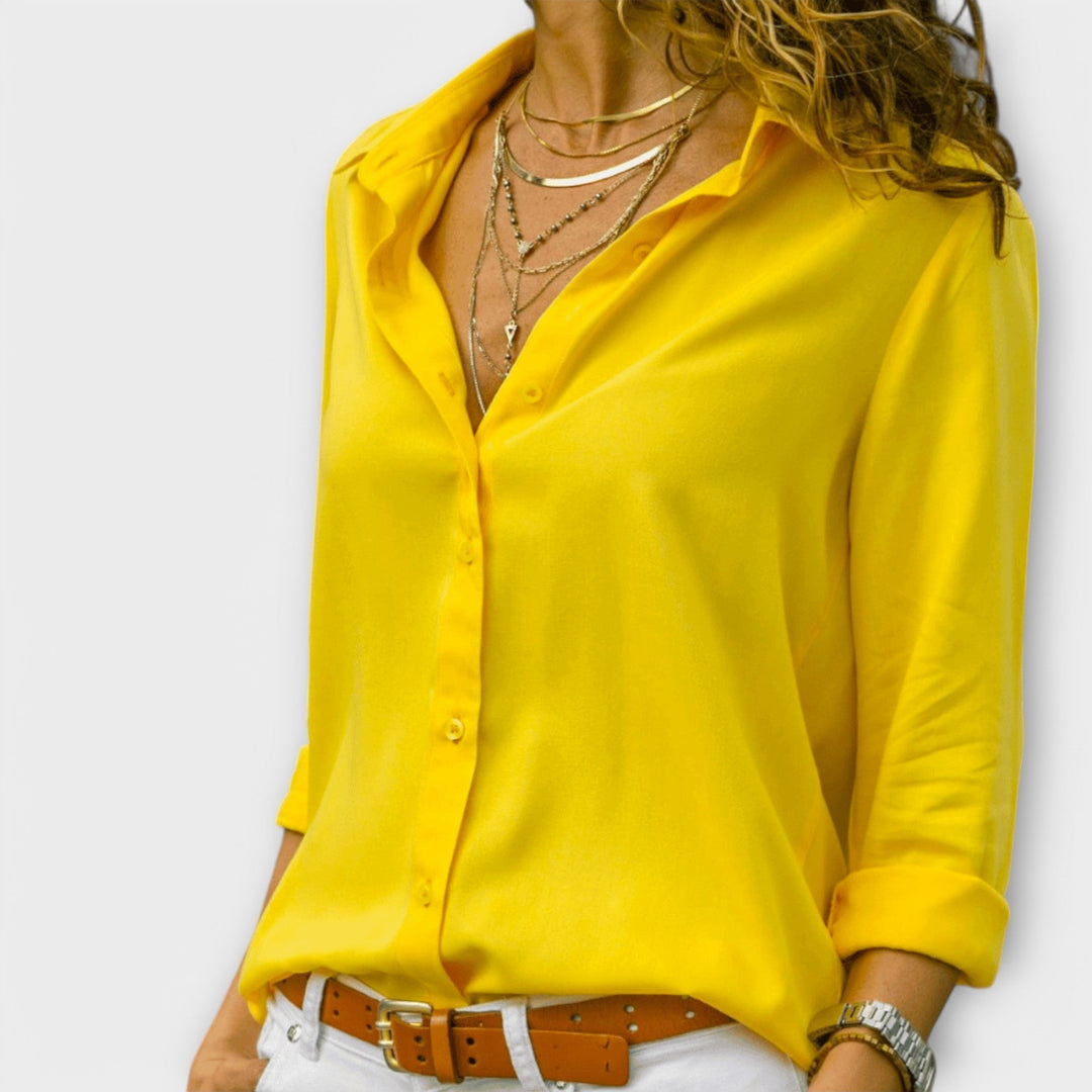 Women's Elegant Blouse - Versatile for Work or Weekend