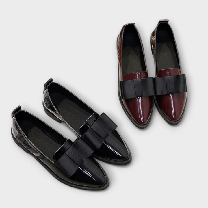 Women's Moccasins - Classic Flat Shoes for Everyday Comfort