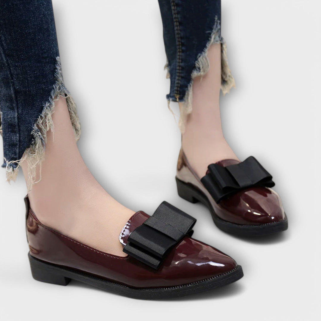 Women's Moccasins - Classic Flat Shoes for Everyday Comfort