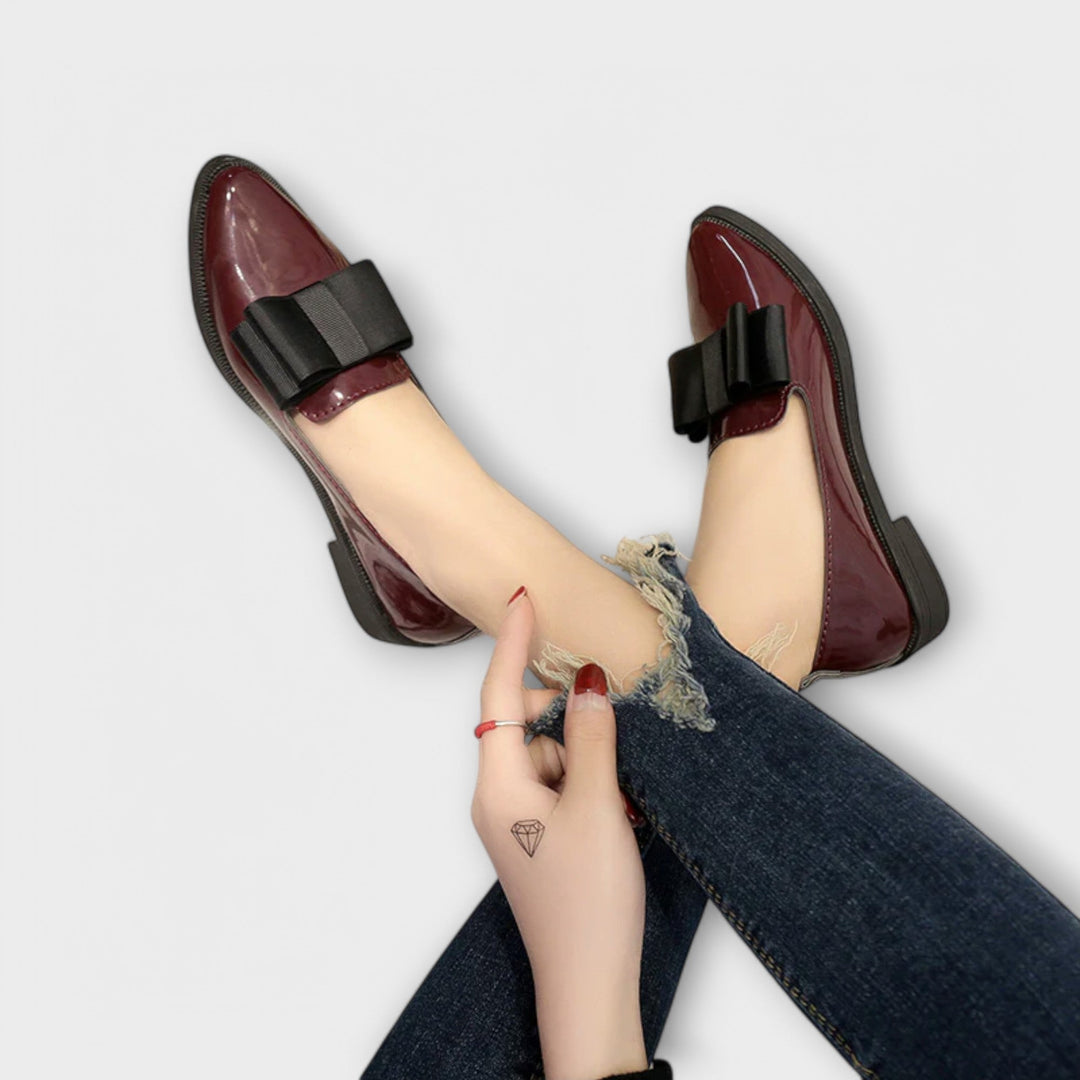 Women's Moccasins - Classic Flat Shoes for Everyday Comfort