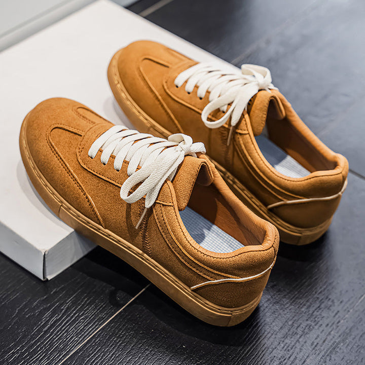 Men's Suede Low-Top Trainers – Gum Sole Casual Sneakers – view 8