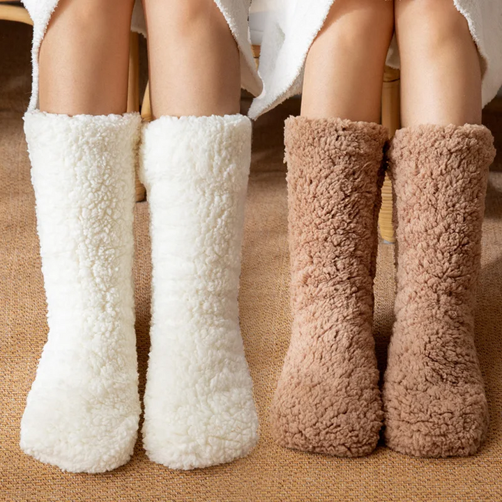 Women's Cosy Sherpa Fleece Socks – Non-Slip Mid-Calf Lounge Socks – view 7