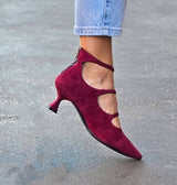 Women's Low Heel Strap Pumps - Retro Elegance for All Occasions
