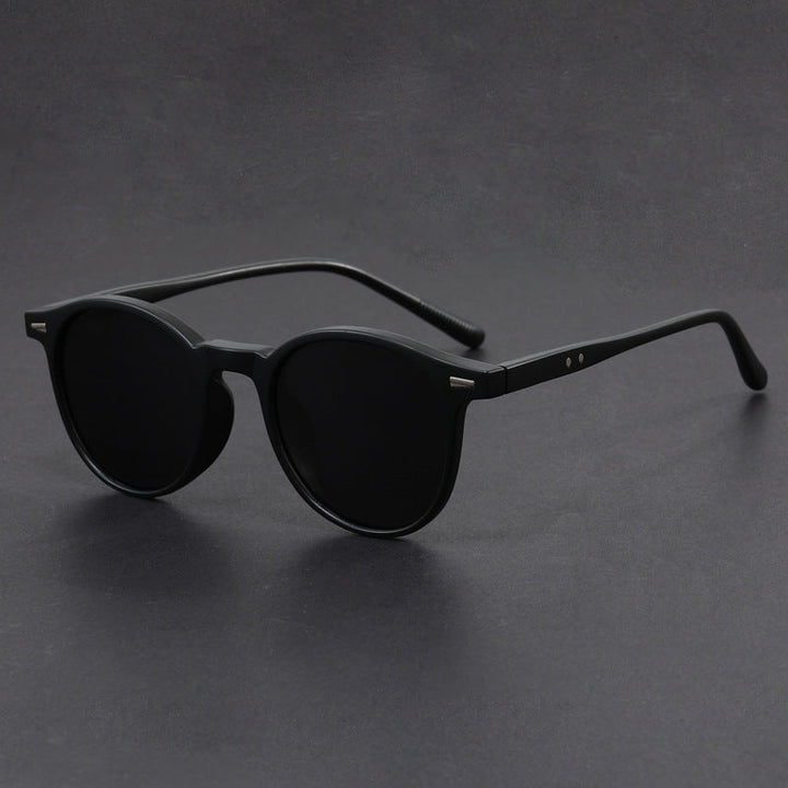 Santino Men's Polarised Sunglasses – UV400 Lightweight Frame – view 8
