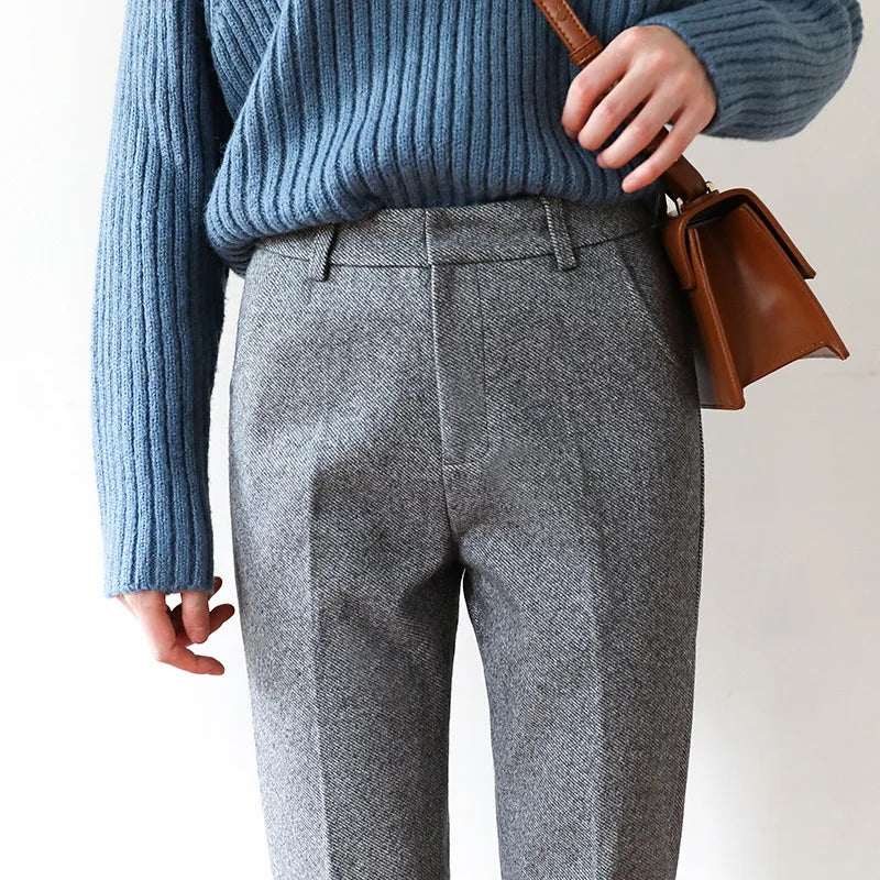 Women's Wool Tailored Trousers – Smart Everyday Comfort – view 3