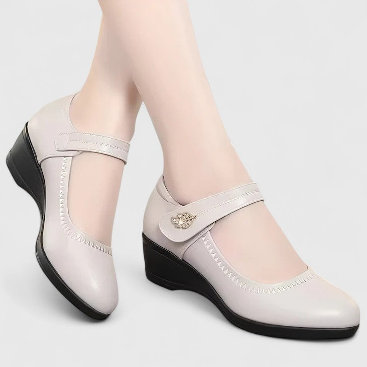 Women's Daleyandra Orthopedic Sneakers - All-Day Comfort