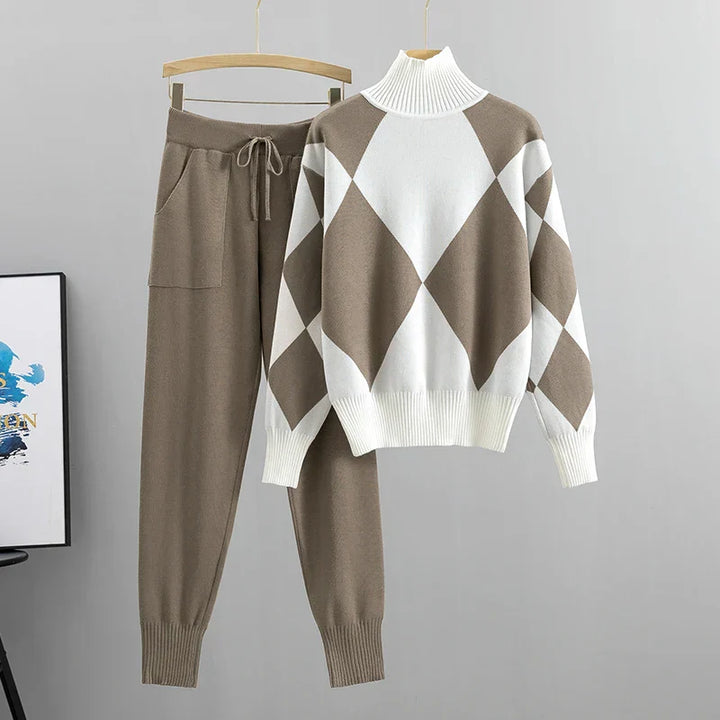 Women's Emilie Knitted Co-ord Set – Geometric Jumper & Joggers