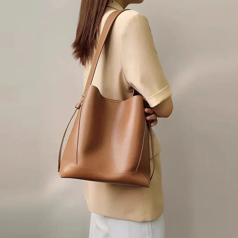 Women's Vintage Leather Tote Bag – Everyday Shoulder Carryall