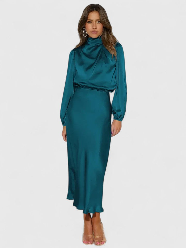 Women's Maxi Dress with Lantern Sleeves - Effortless Elegance