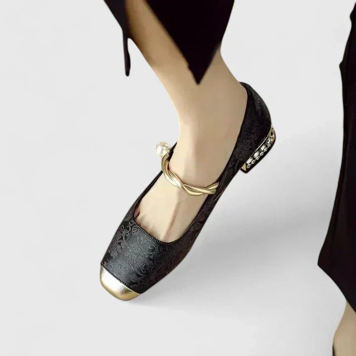 Women's Embellished Mary Jane Heels - Vintage Charm & Comfort