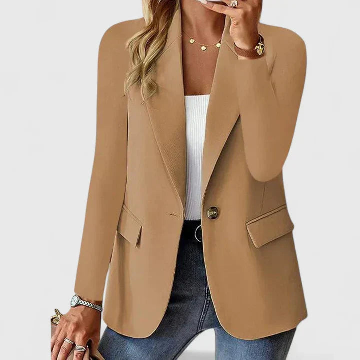 Women's Elegant Blazer - Timeless Silhouette for Every Occasion