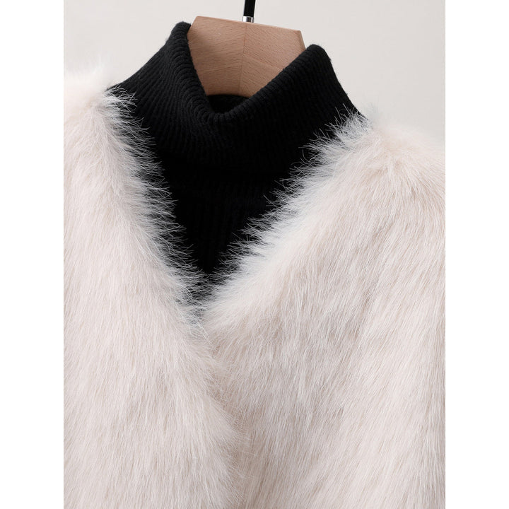 Women's Plush Tailored Coat – Elegant Everyday Winter Warmth – view 4