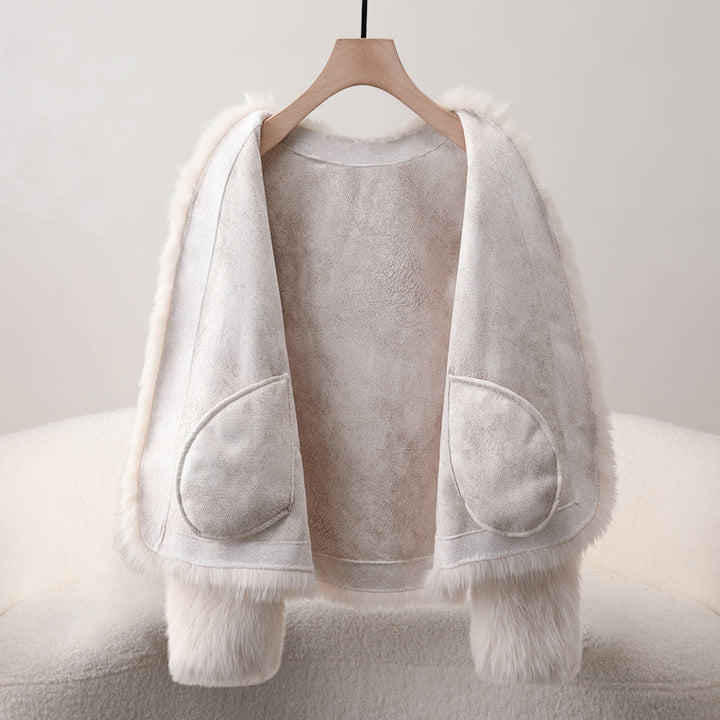 Women's Plush Tailored Coat – Elegant Everyday Winter Warmth – view 3