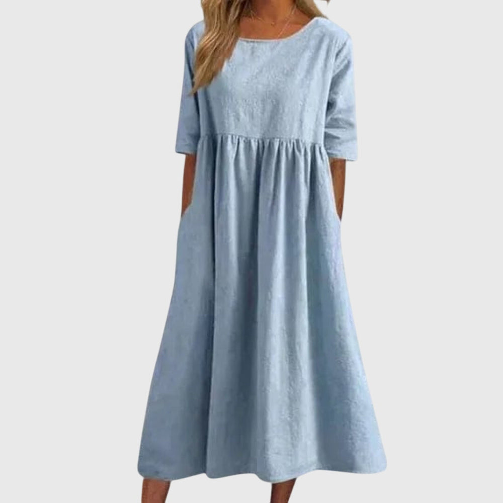 Women's Elegant Short-Sleeved Dress - Timeless & Effortless