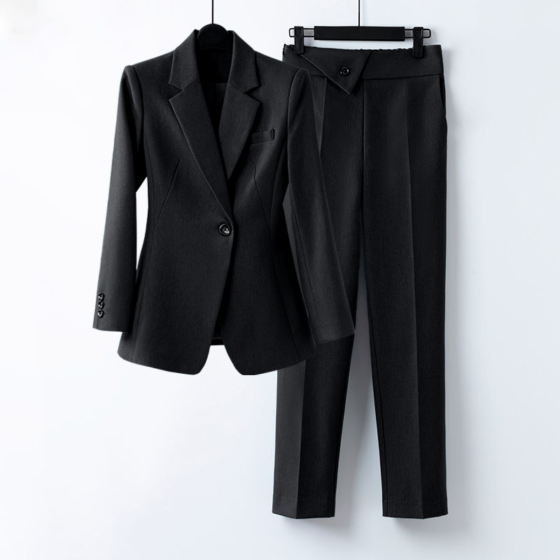 Women's Tailored Trouser Suit – Sculpted Two-Piece Power Dressing