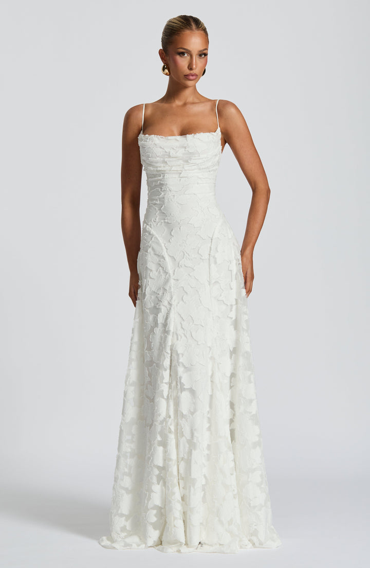 Women's Elegant Maxi Dress - Effortless Party Style