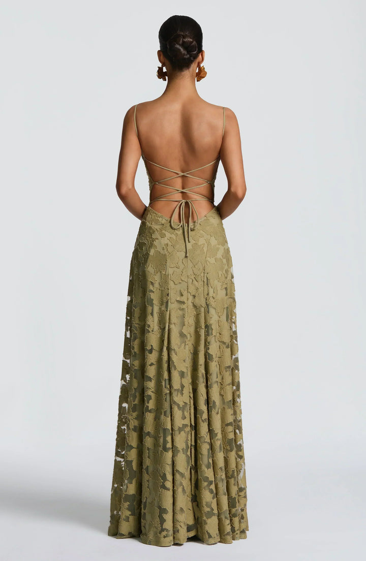 Women's Elegant Maxi Dress – Figure-Flattering and Versatile