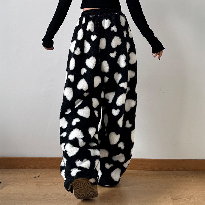 Women's Teddy Fleece Heart Trousers – Cosy Lounge Bottoms – view 5