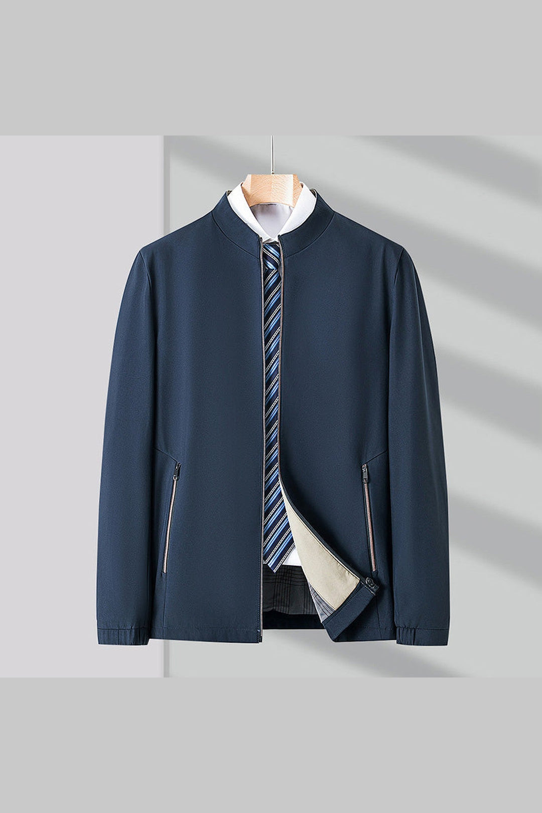 Men's Lightweight Casual Jacket – Tailored Fit with Zip Pockets