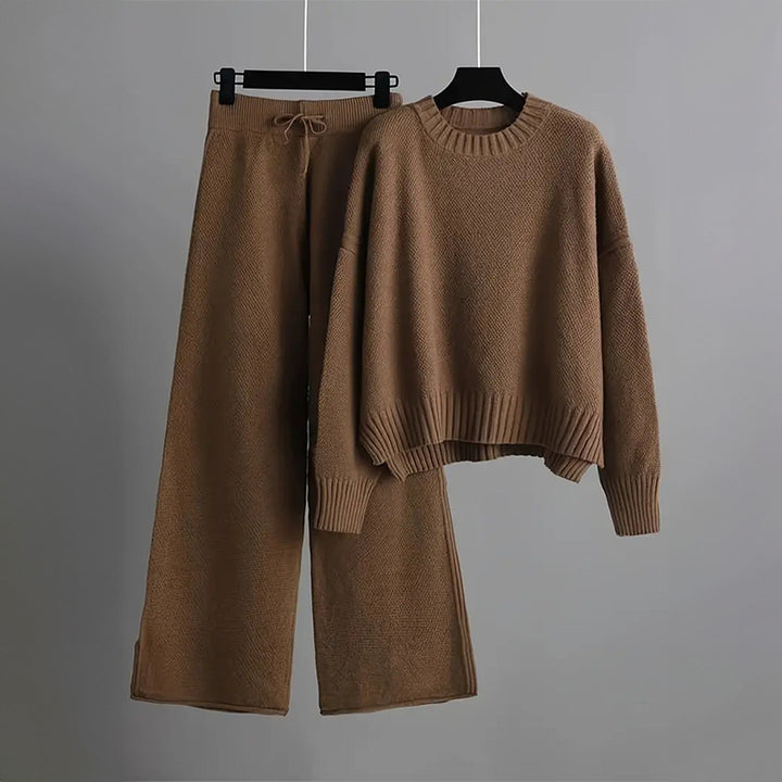 Women's Soft Knit Loungewear Set – Relaxed Jumper & Wide-Leg Trousers