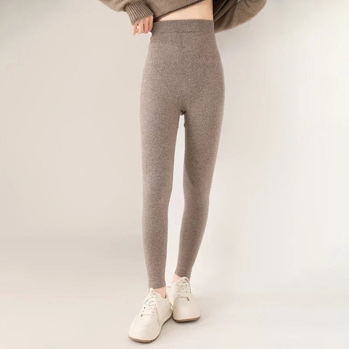 Women's Ribbed Wool Leggings – High-Waisted Winter Comfort – view 5
