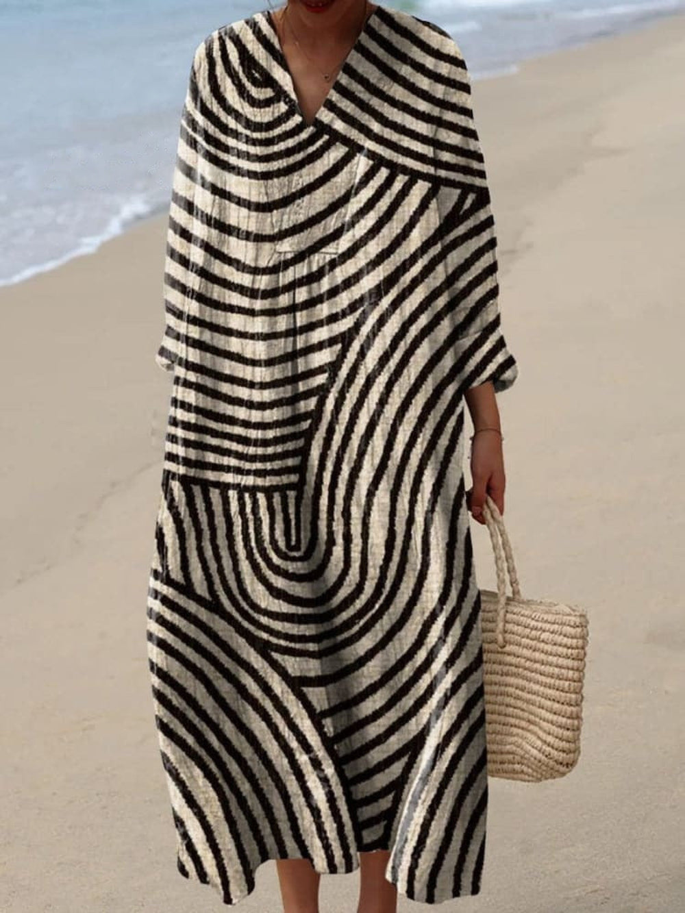 Women's Graphic Print Loose Fit Dress - Modern & Timeless